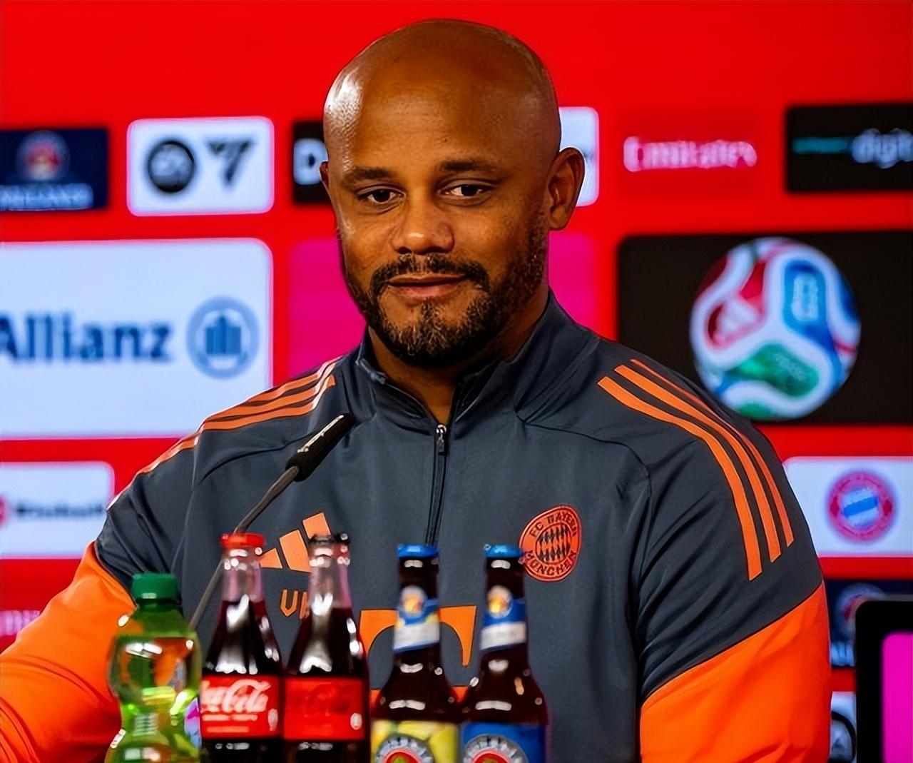 包含风云突变皇家社会赛后单刀错失赛后拜仁慕尼黑单刀错失，连对手都承认：AC米兰围绕德甲止住颓势的词条